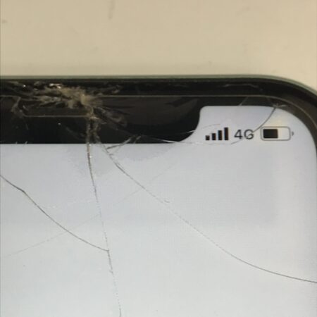 iPhone11 画面修理